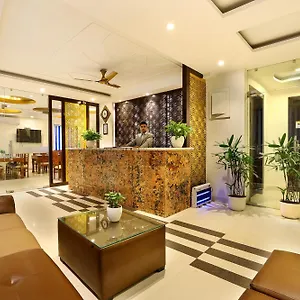 Paragon By Denver *** New Delhi